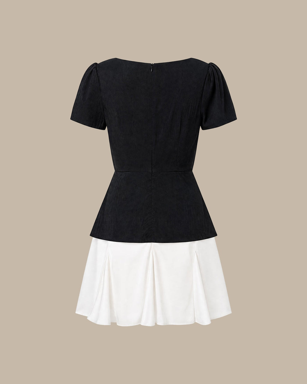 Contrasting Mini Dress with Black Square Neck