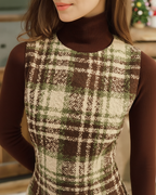 Plaid Sleeveless Mini Dress with Round Neck