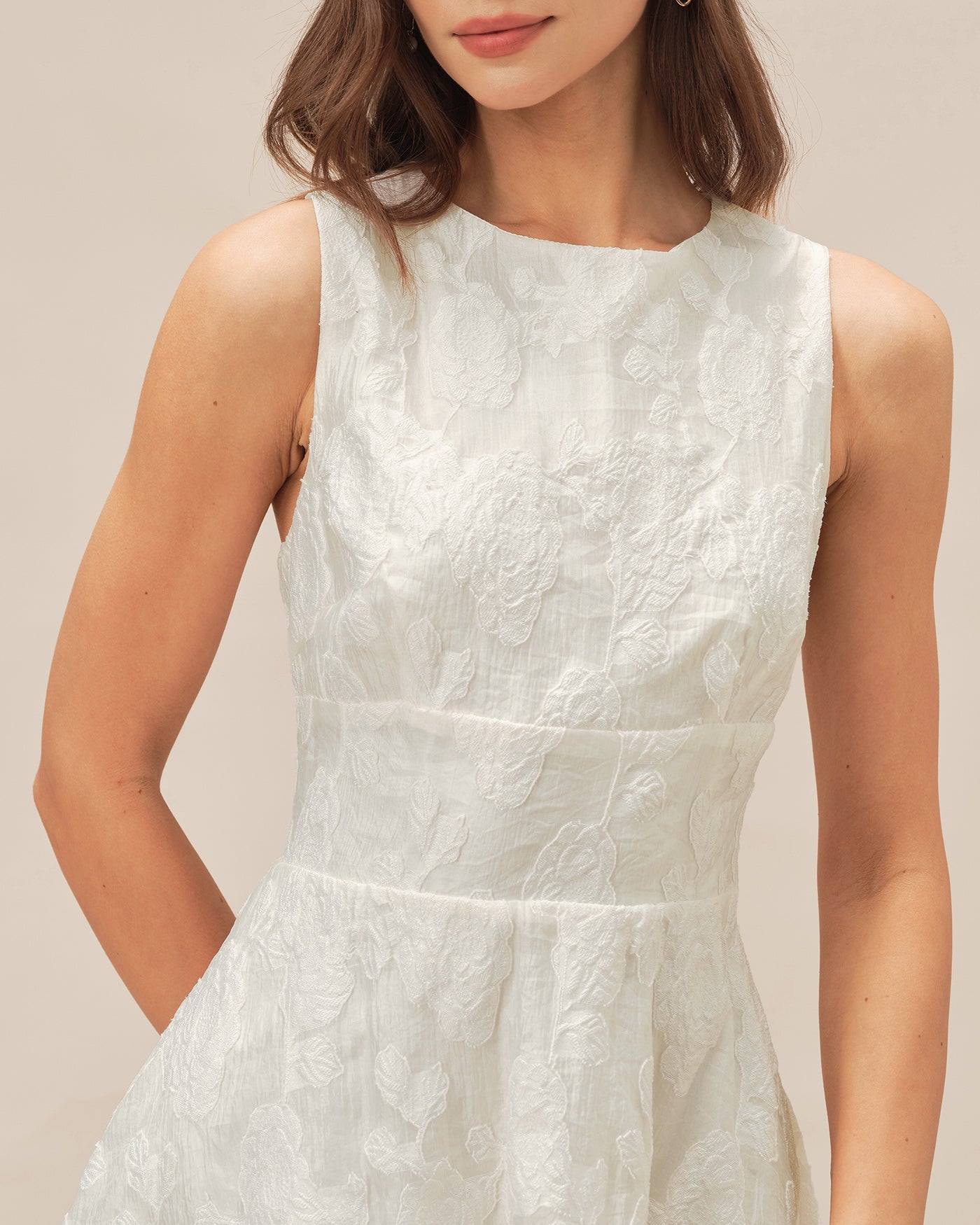 White Jacquard Mini Dress with Round Neck