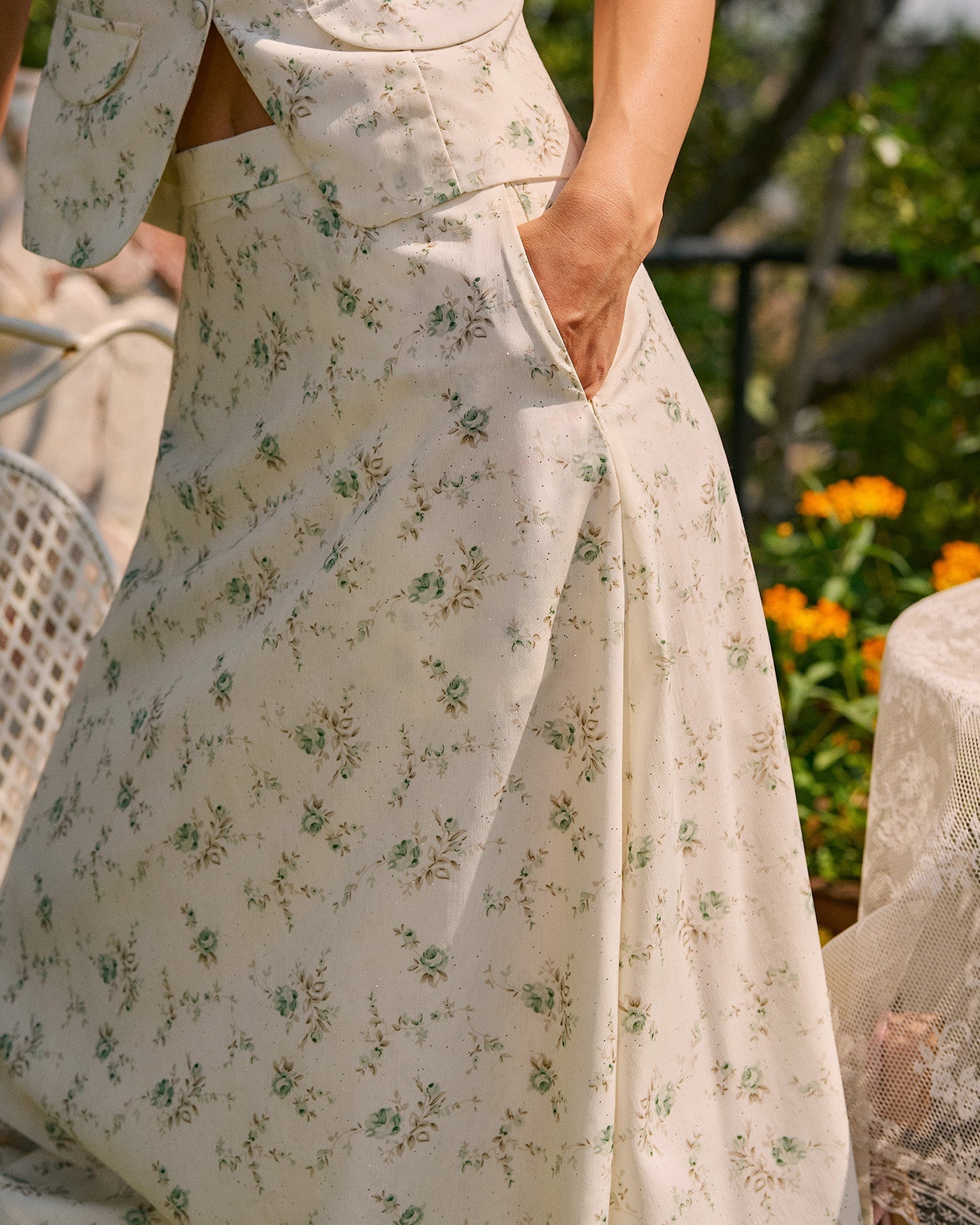 Floral Print Midi Skirt with Pockets in Green