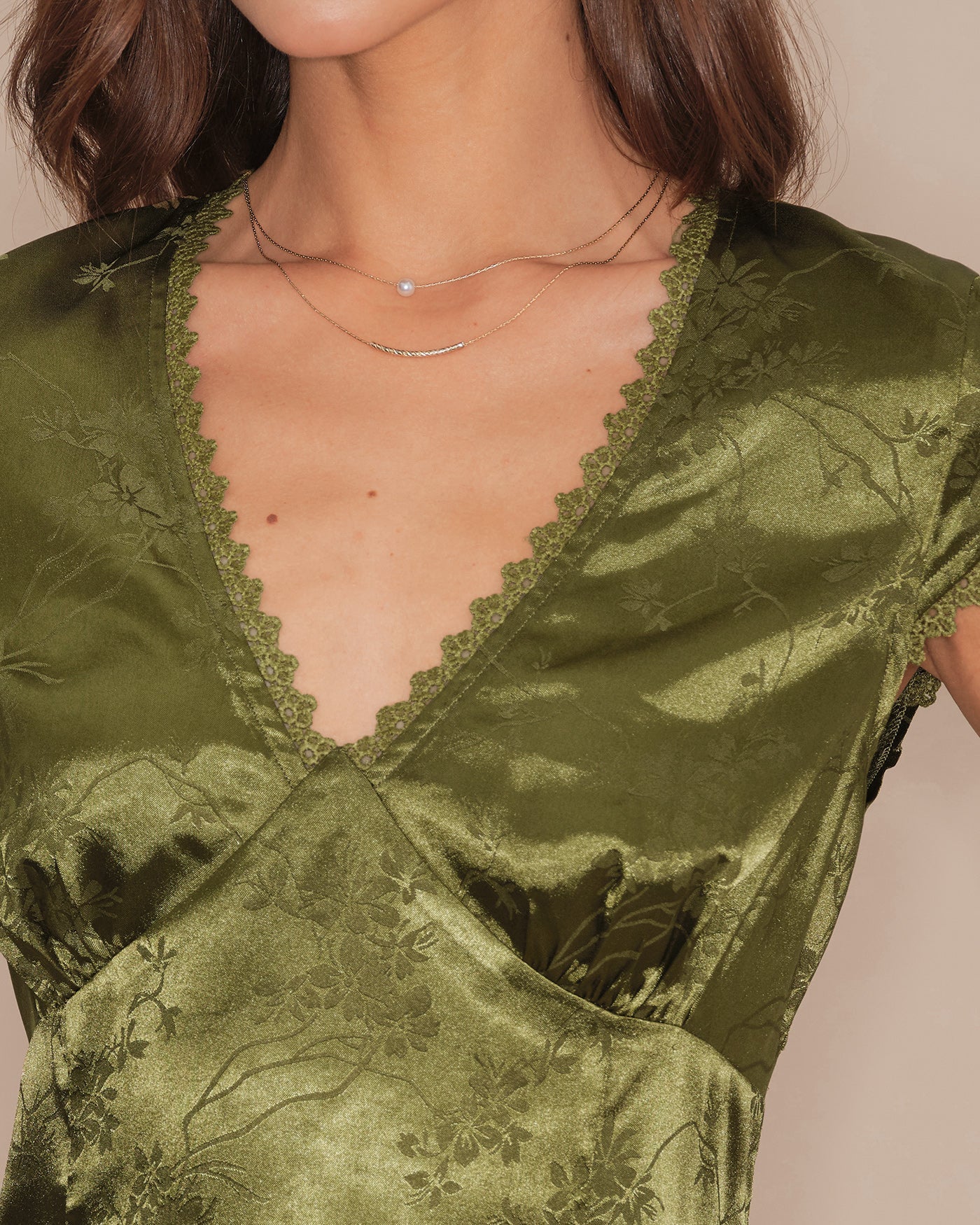 Floral Satin V-Neck Tee in Green